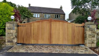 Iroko double leaf Broughton